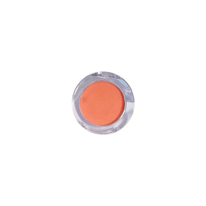 Blush cremoso iluminador monocromático em tons de pêssego.